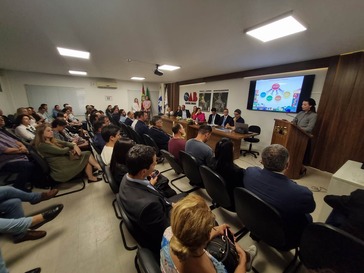 Reuniao De Debate Sobre O Plano Diretor 005